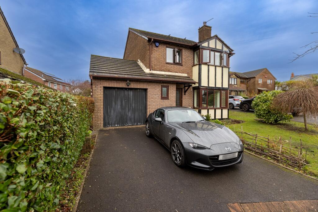 Main image of property: Troed Y Garth, Cardiff