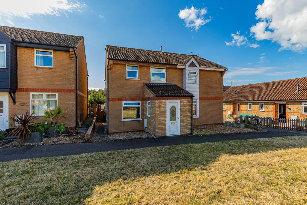 Main image of property: Cosmeston Drive, Penarth