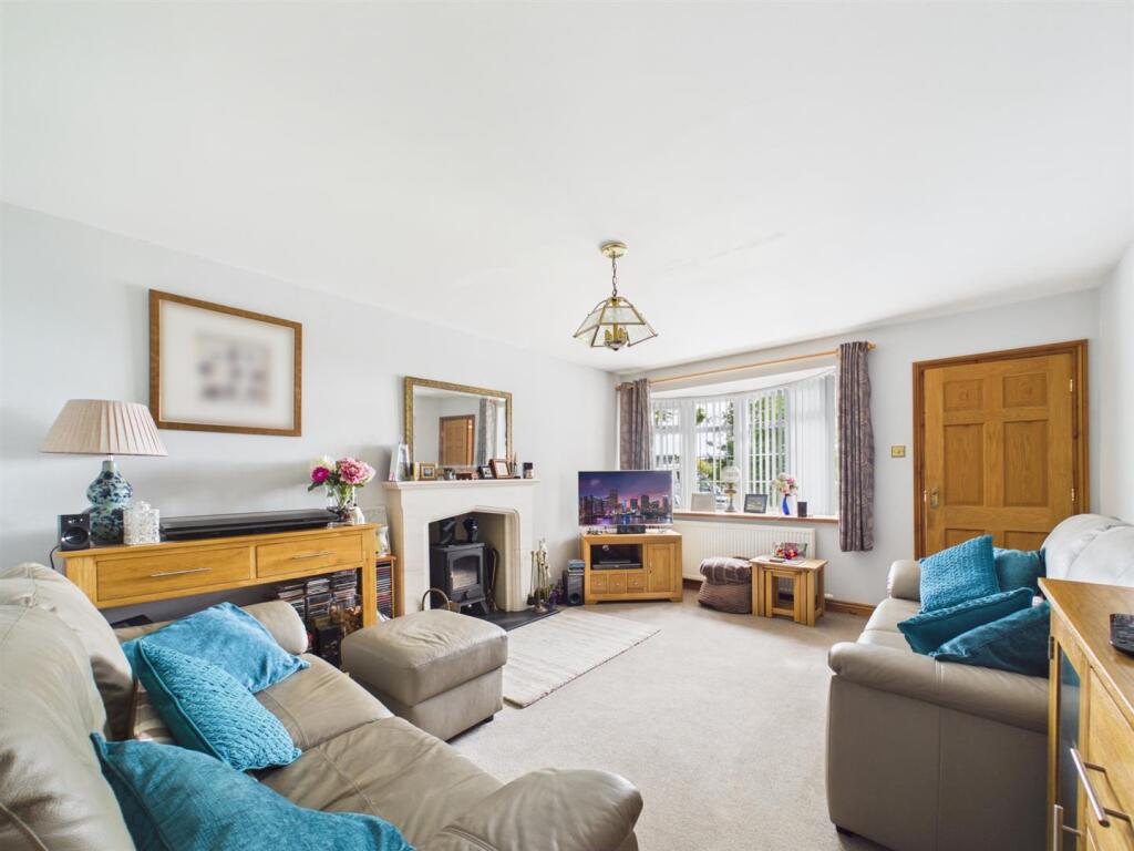 House in Grimsby, North Cotes - View 2