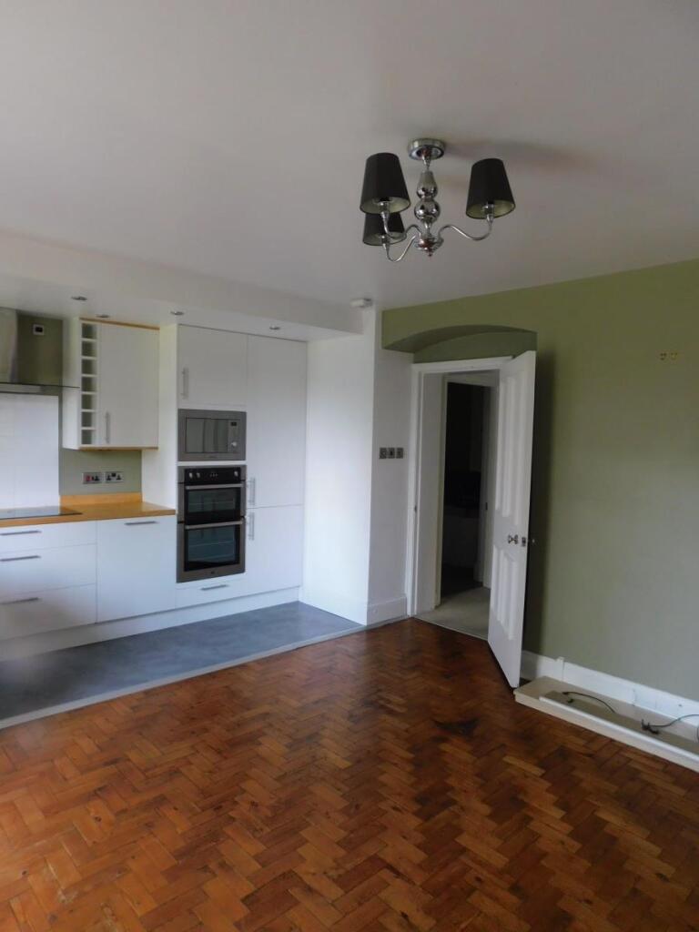 Apartment in Shrewsbury, Kingsland - View 3
