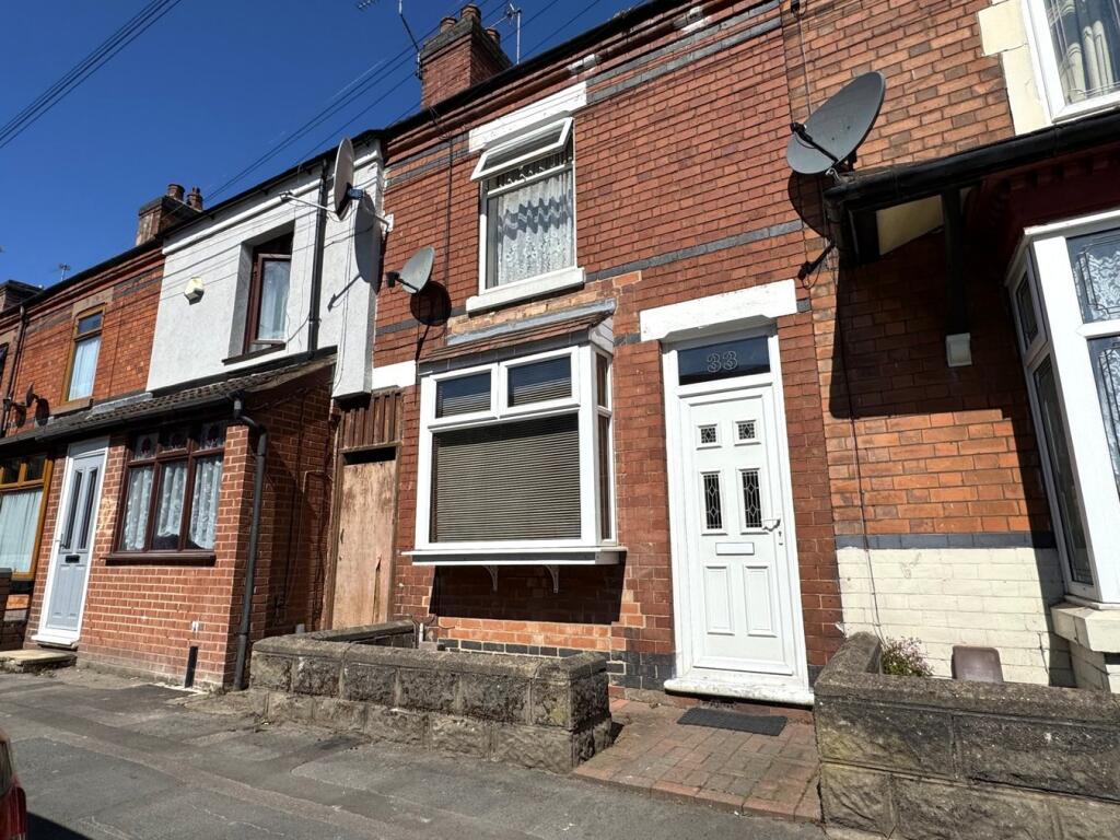 2-bed terraced on Hunter Street, Burton-on-Trent, DE14, £115,000