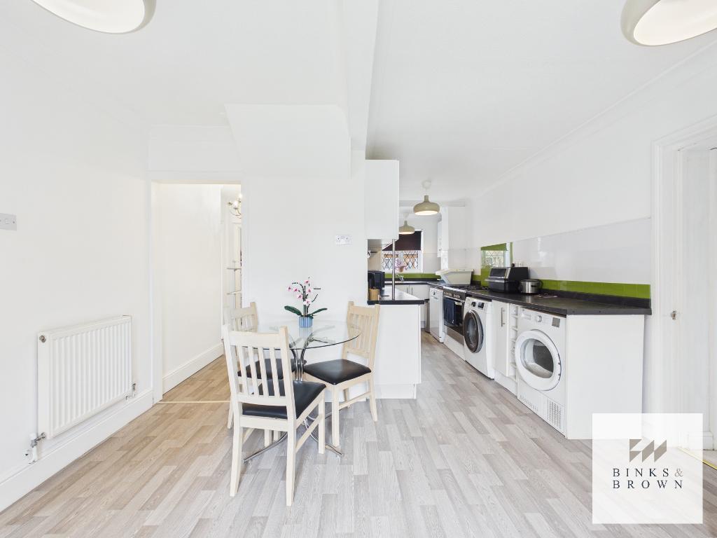 House in Thurrock, Essex - View 3