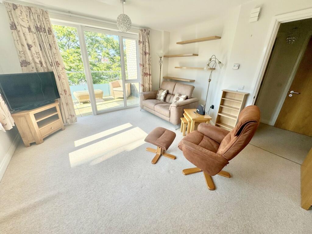 Parkstone Road, Poole, BH15 photo 5