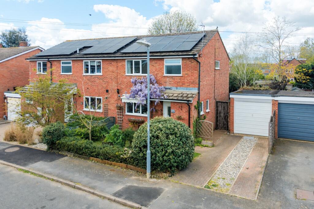 Main image of property: Greenfields, St. Ives, Cambridgeshire, PE27 5HB