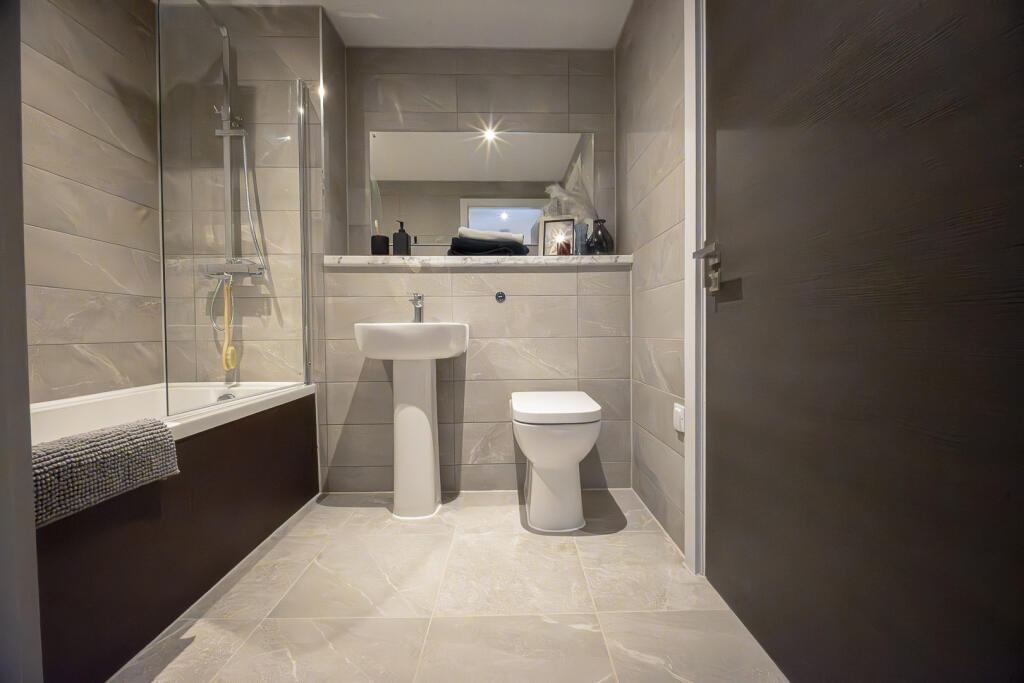 Apartment in Manchester - More