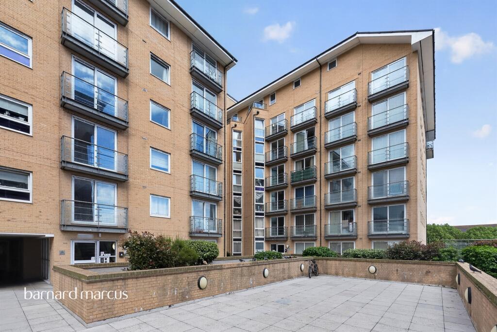Main image of property: Bedfont Lane, Feltham