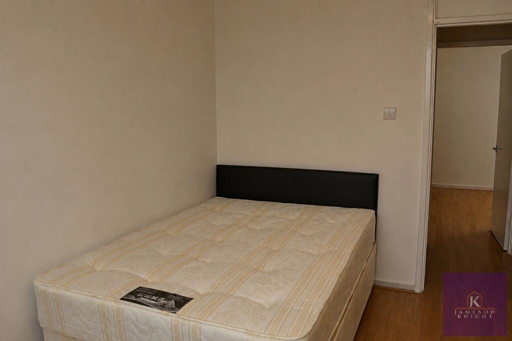 Apartment in London - View 3