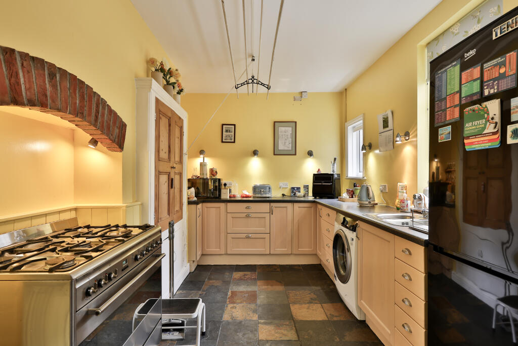 House in York - View 3