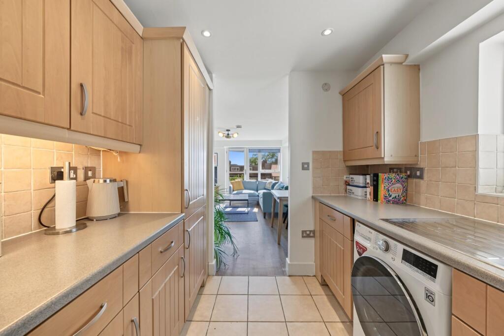 Apartment in London - View 4