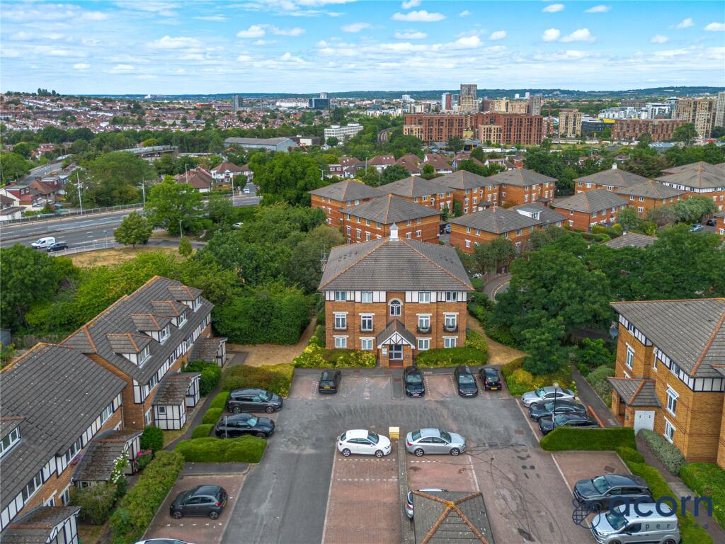 Main image of property: Dogrose Court, 11 Wenlock Gardens, Hendon, London, NW4