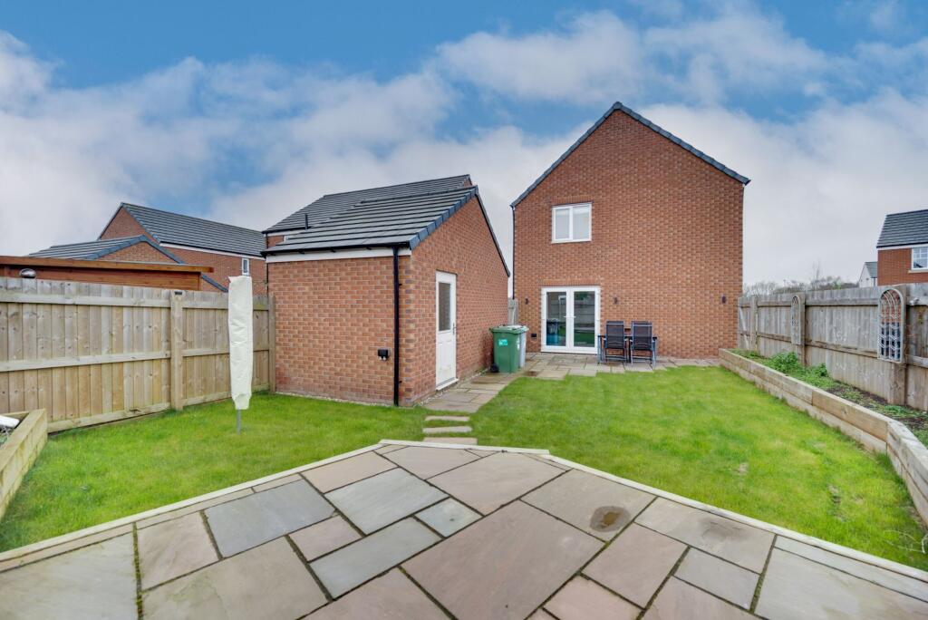 House in Sandbach, Wheelock - View 4