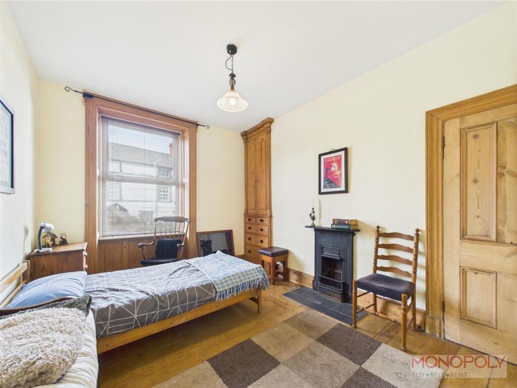 Regent Street, Llangollen, LL20 - View 5