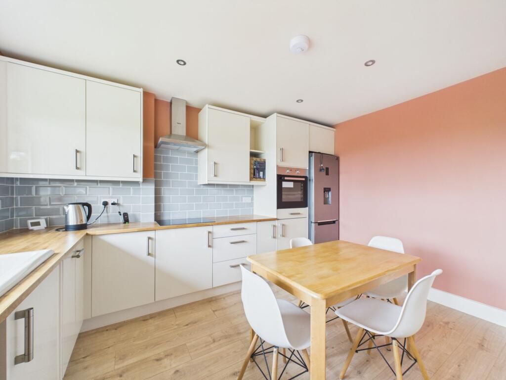 House in Rother, Icklesham - More
