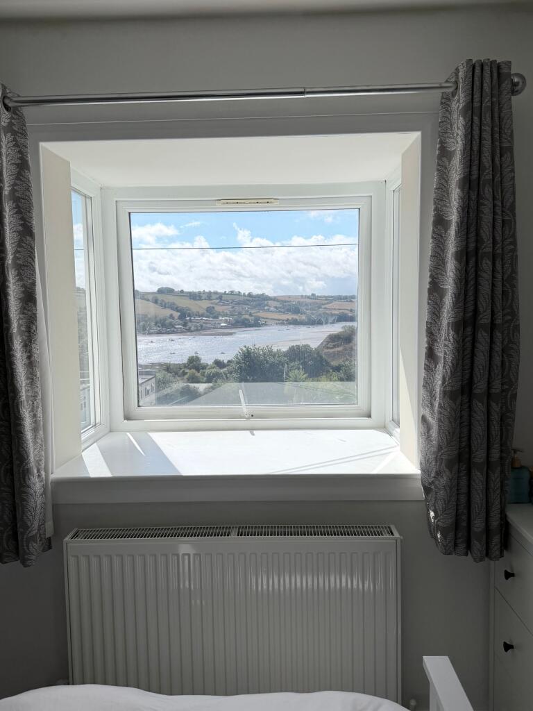 House in Teignbridge, Teignmouth - More