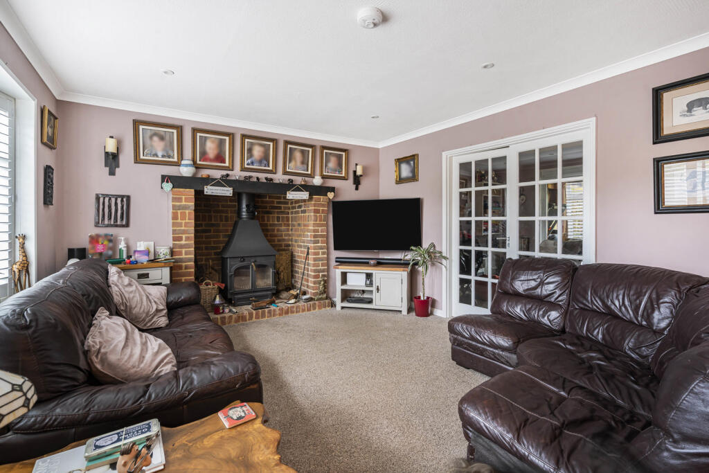 House in East Hampshire, Bucks Horn Oak, Binsted - View 2