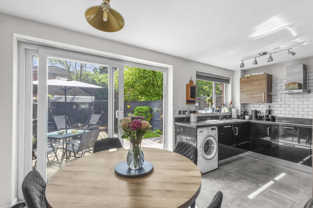Main image of property: Washington Court, Gunthorpe Road, Marlow, Buckinghamshire, SL7 1UN