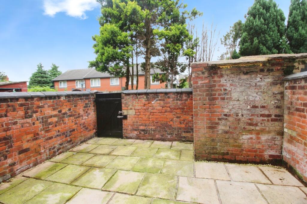 House in Preston - View 4