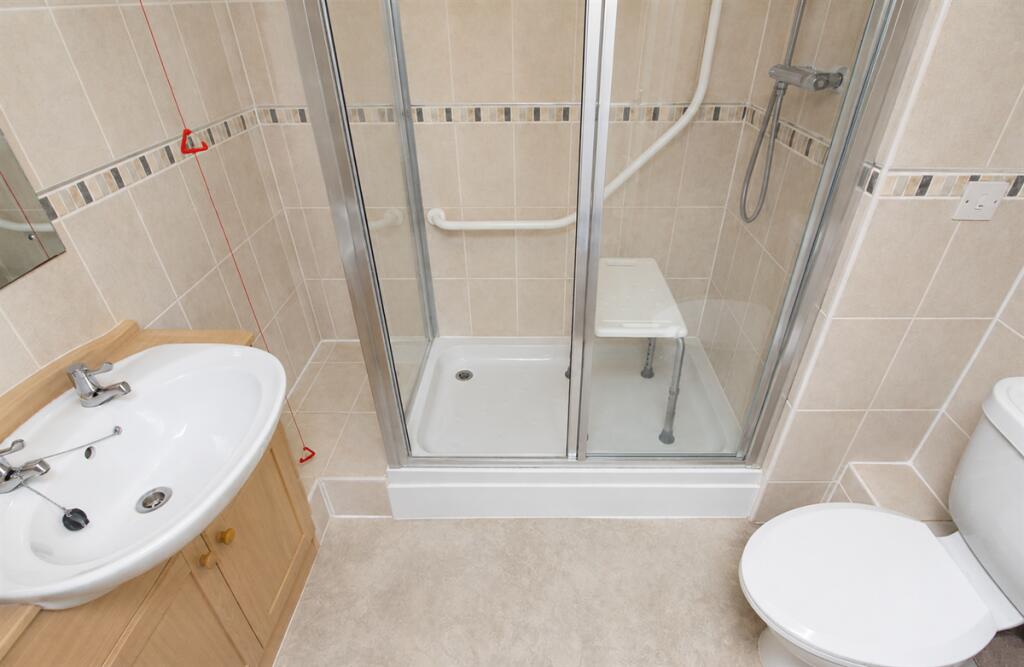 Green Haven Court, London Road, Cowplain, PO8 8EW - View 6