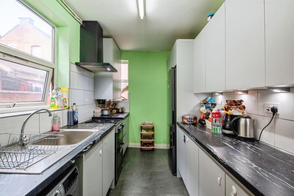 House in Leicester - View 3