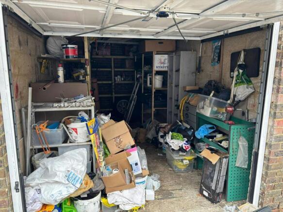 Garage.jpeg
