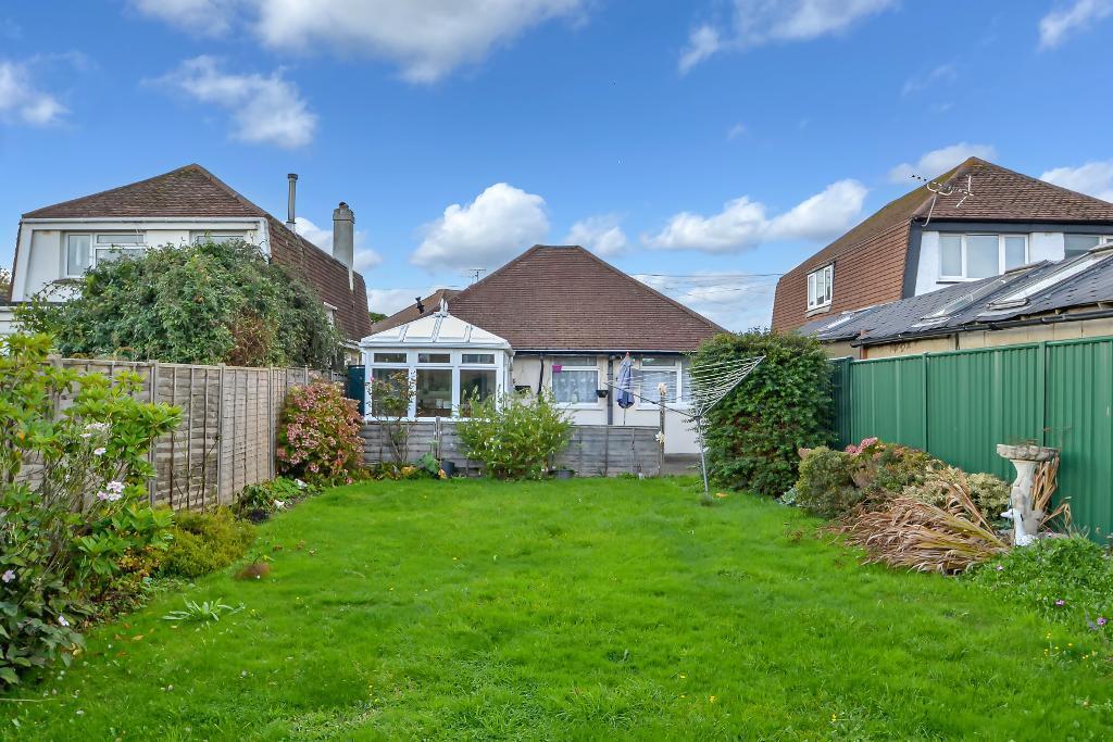 Brazwick Avenue, North Bersted, Bognor Regis, West Sussex, PO21 5DZ photo 4