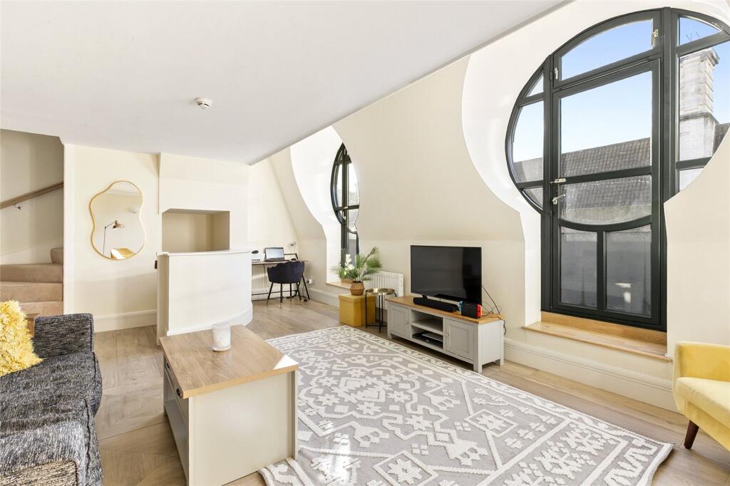 Main image of property: Forum Magnum Square, London, SE1