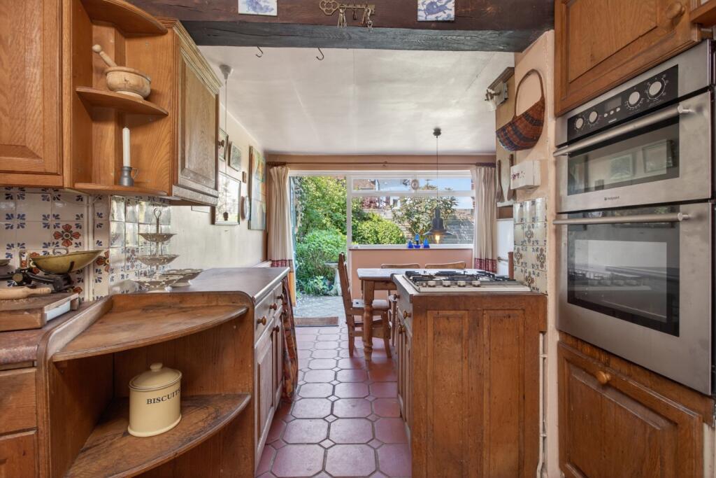 House in Dover, Deal - More
