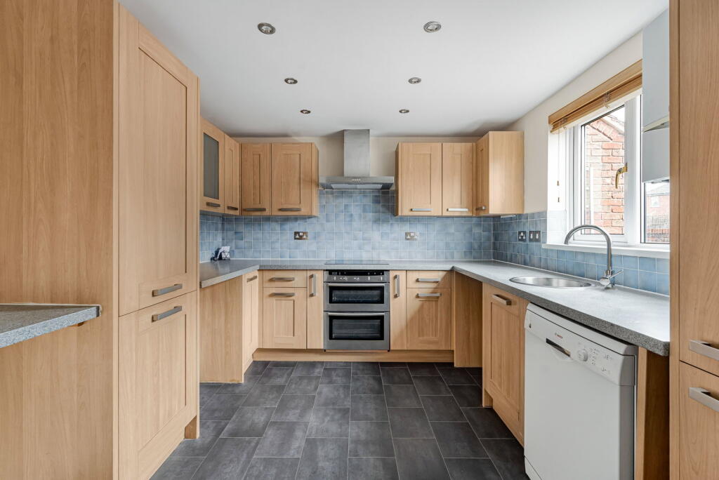 House in Gloucester - More