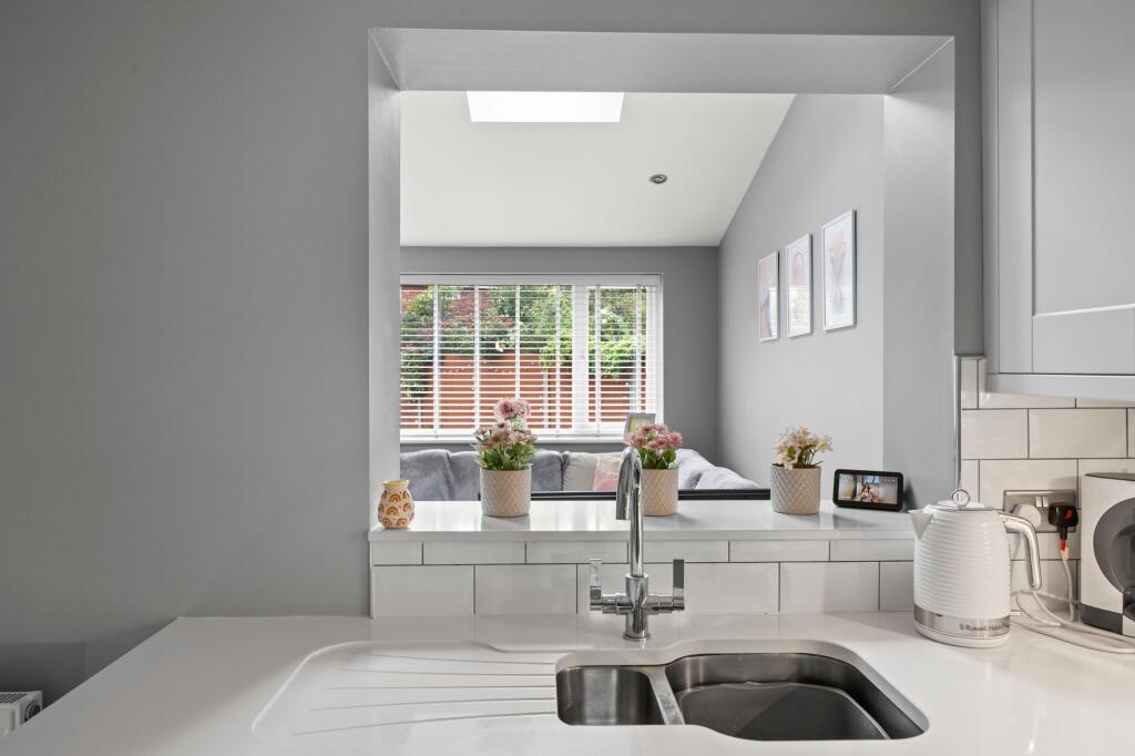 House in Warrington, Ladywood, Burtonwood and Westbrook - More