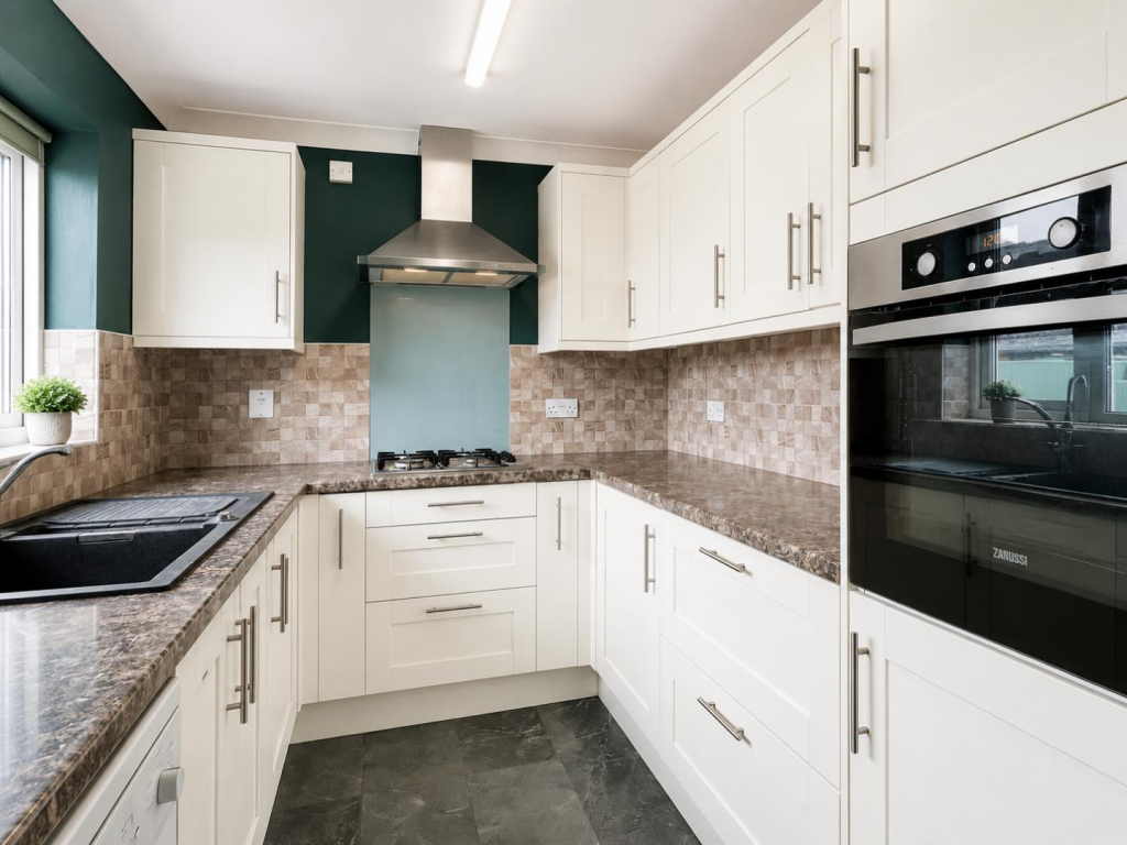 House in Northampton - View 5