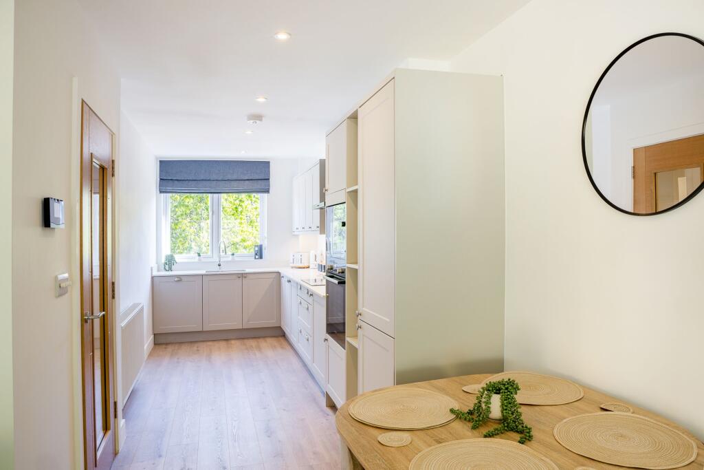 Elmford Close, Purley, CR8 photo 4