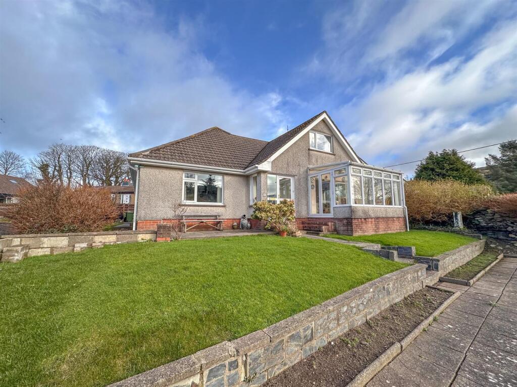 Main image of property: Glen Close, Glen Maye