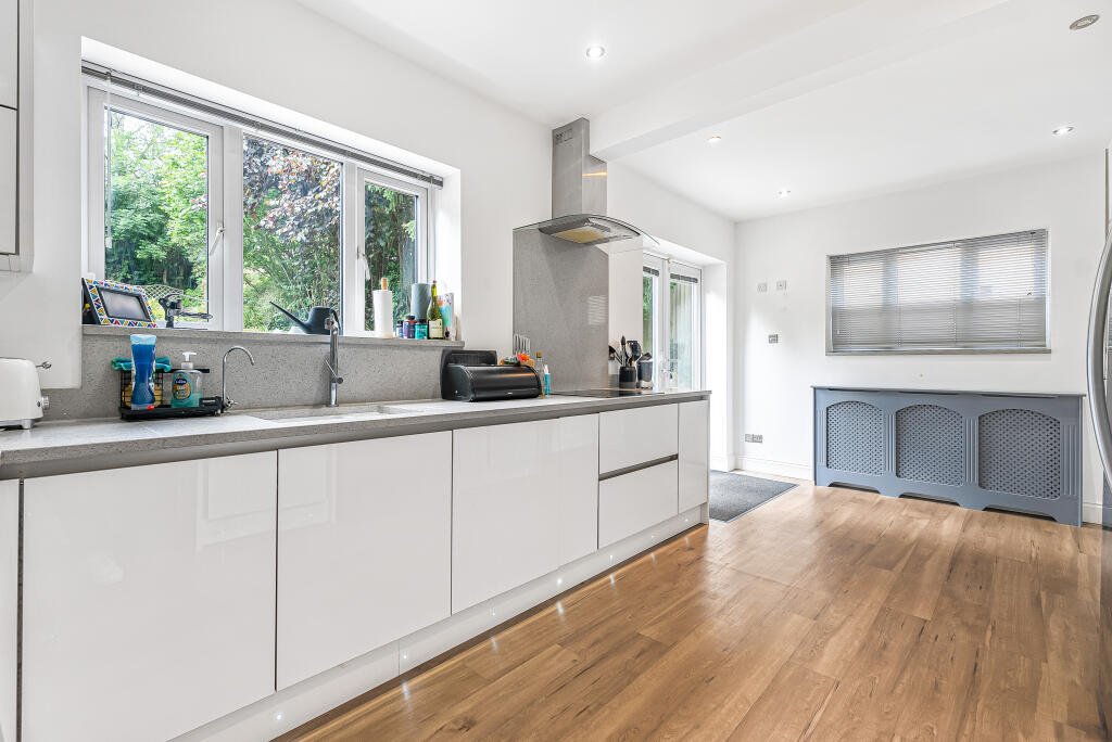 New Road, Digswell Welwyn, Hertfordshire, AL6 - View 5