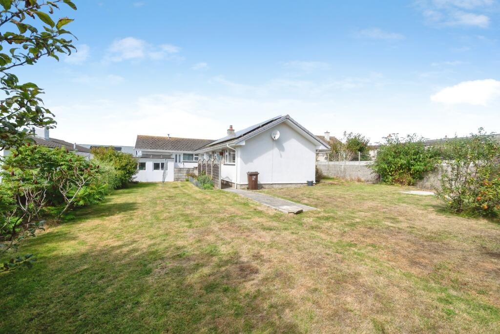 House in Truro - View 3