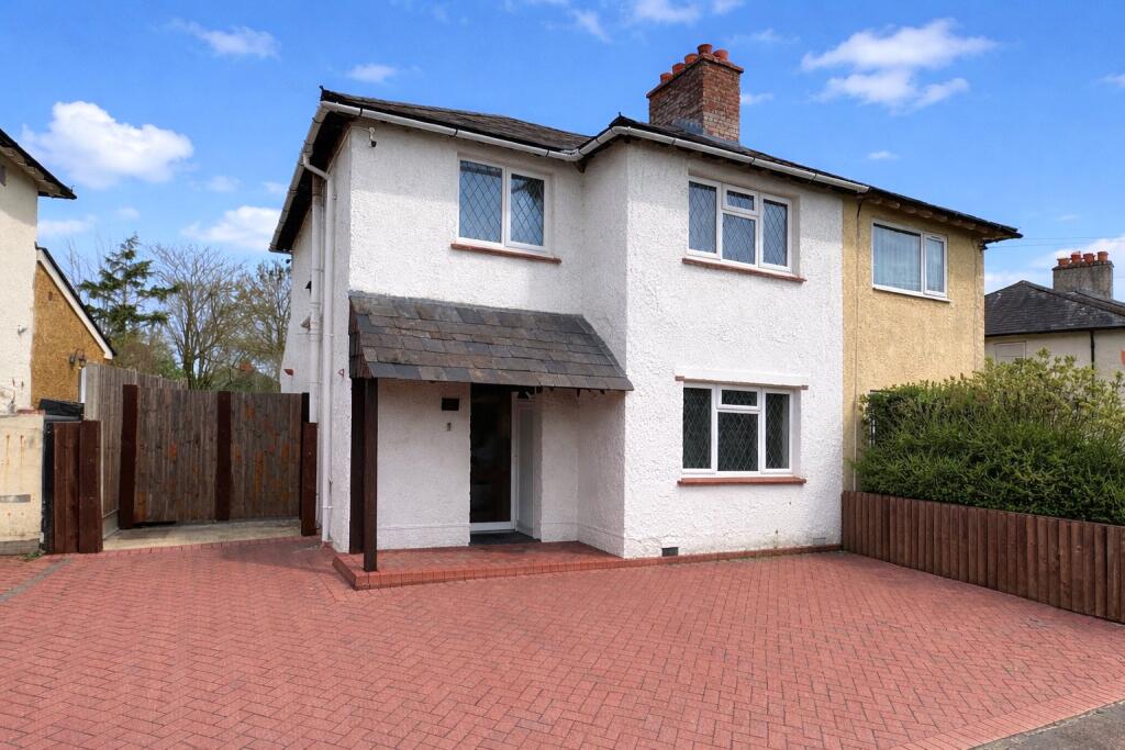 Main image of property: The Avenue, Aldershot, Hampshire, GU12