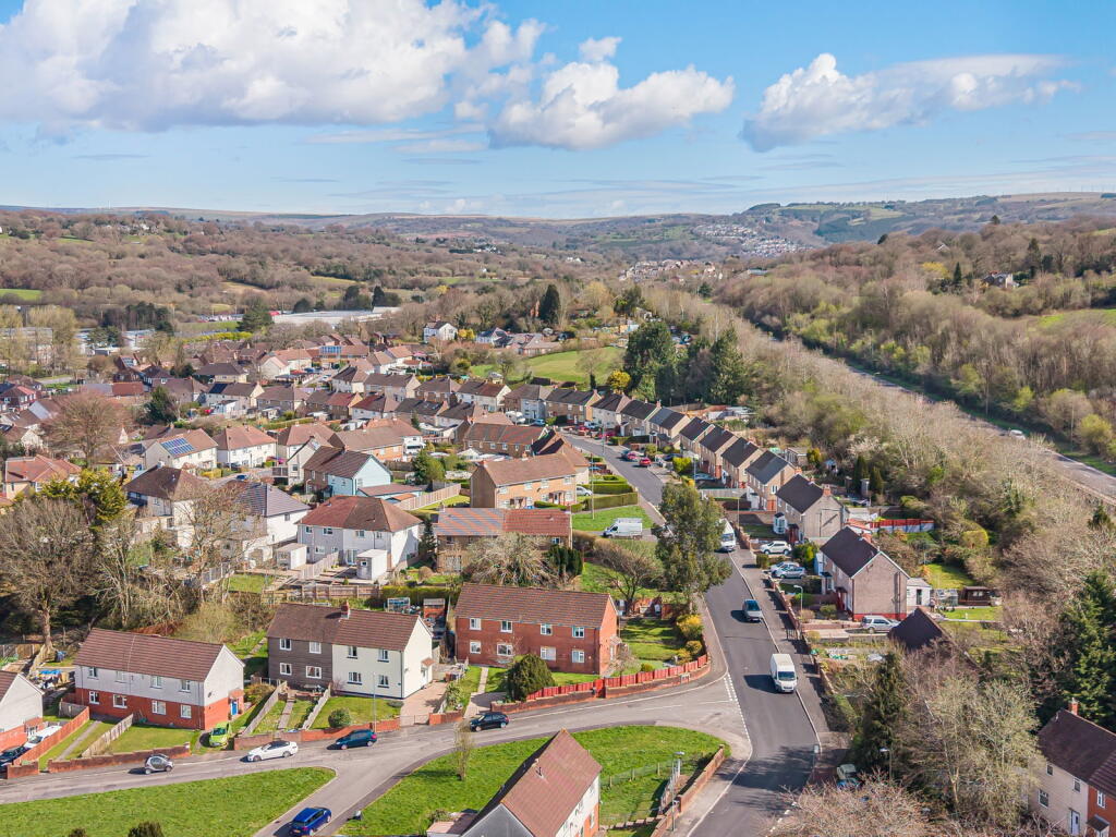 Main image of property: Alder Rise, Pontllanfraith, NP12 2NB