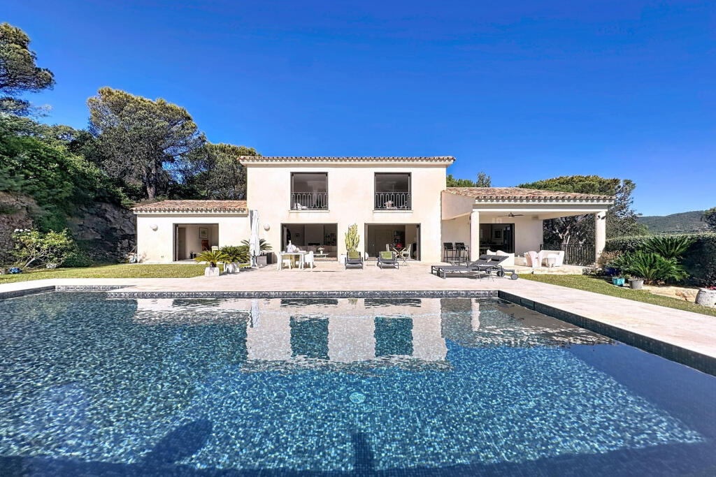 Main image of property: Provence-Alps-Cote d`Azur, Var, Ste-Maxime