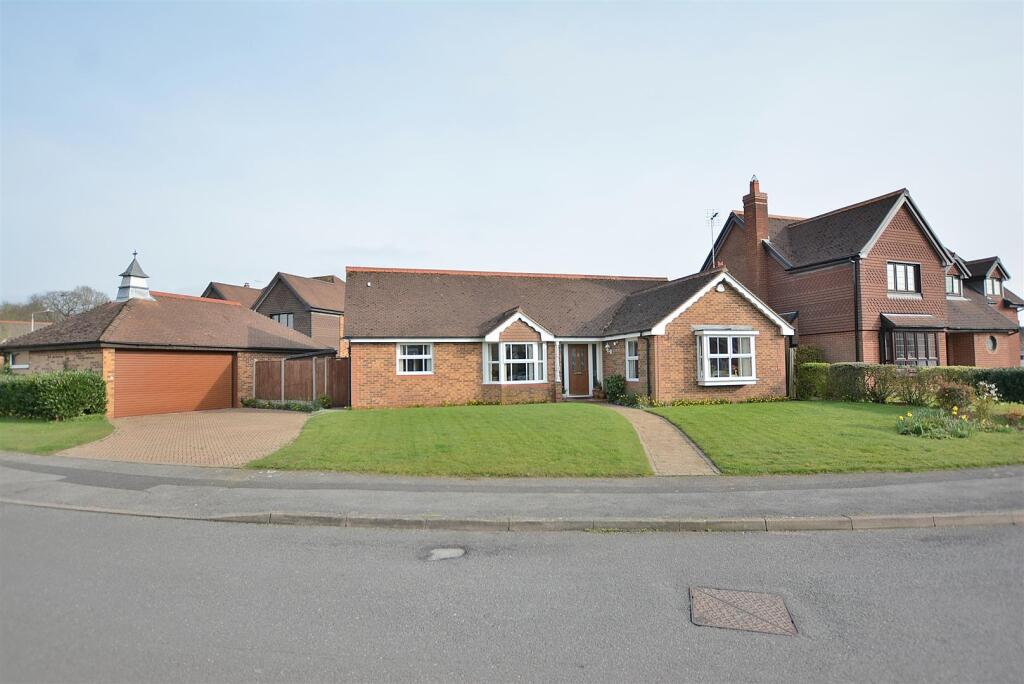 Main image of property: Abbeydale Drive, Mansfield
