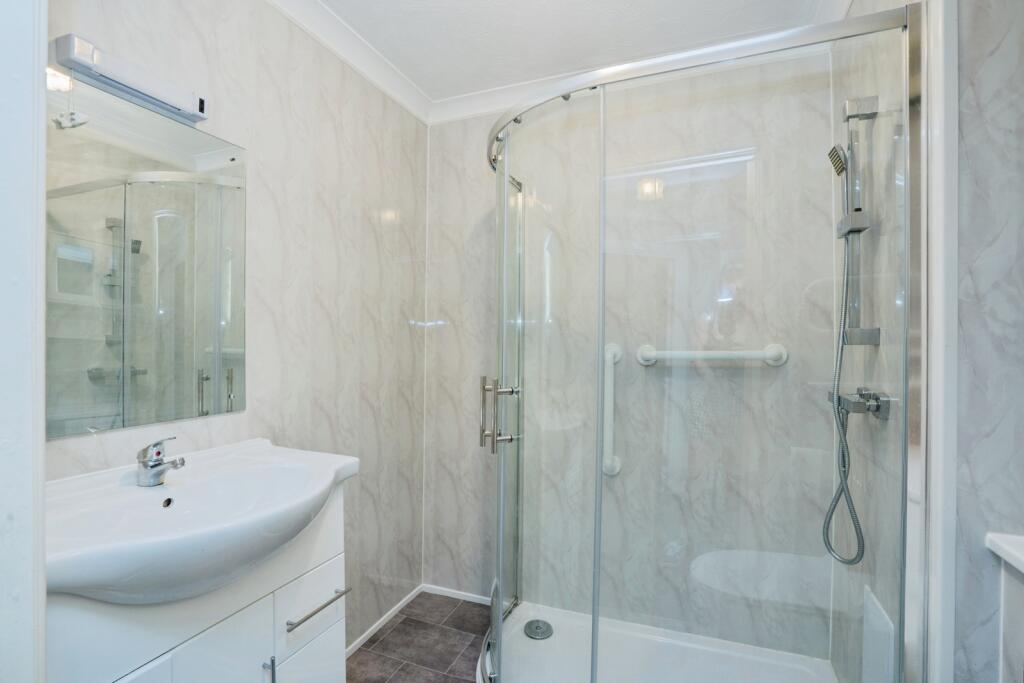 Apartment in Portsmouth - View 5