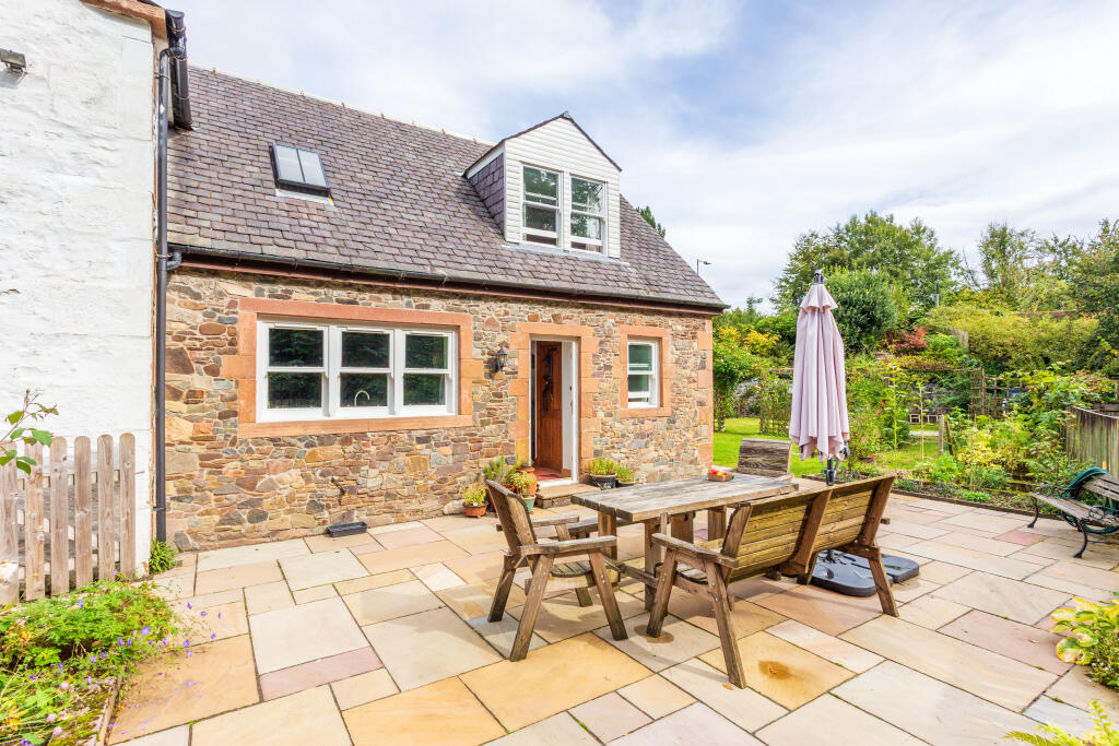 4-bed other on Beattock, Moffat, DG10, £330,000