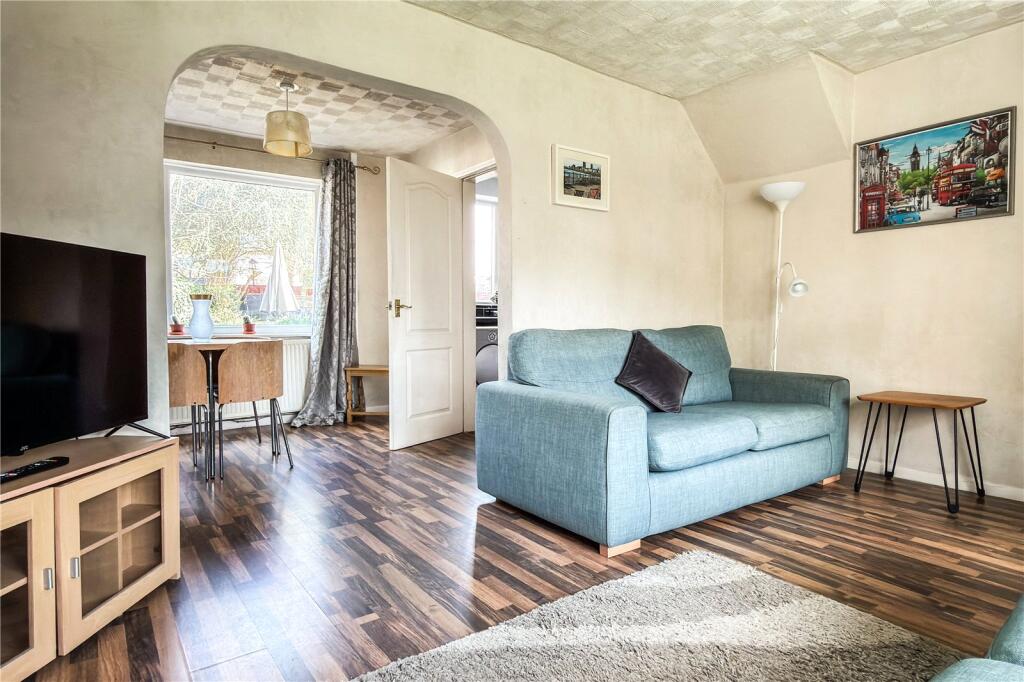 House in Oldham, Hollinwood - View 4