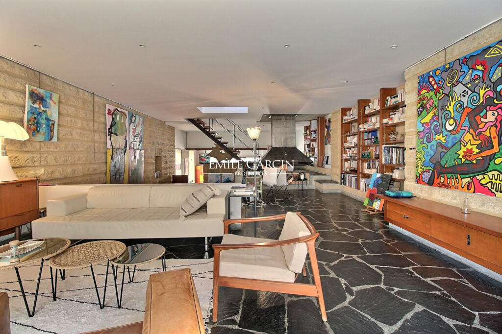 Main image of property: Languedoc-Roussillon, Gard, Nîmes