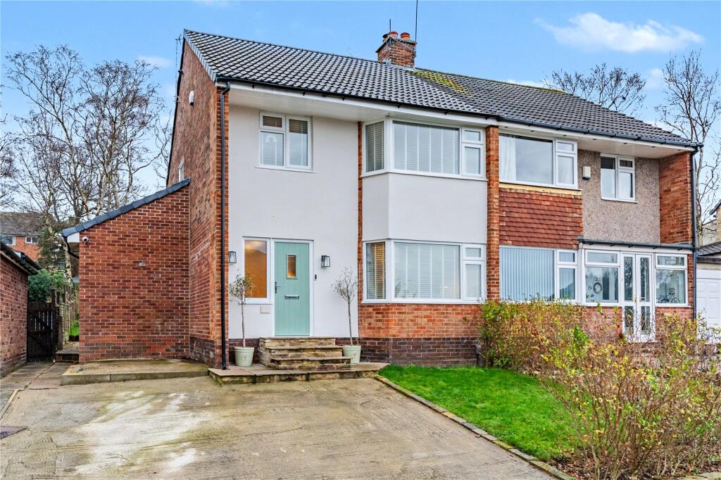 Main image of property: Moseley Wood Gardens, Leeds, West Yorkshire