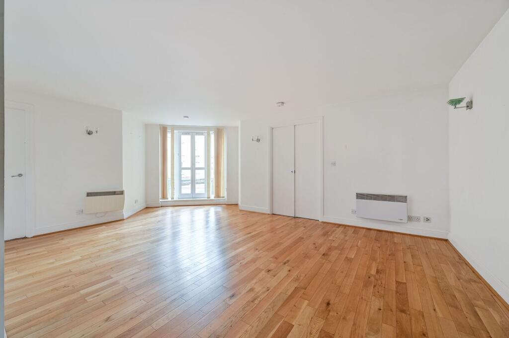 Main image of property: Commercial Road, E1, Aldgate, London, E1