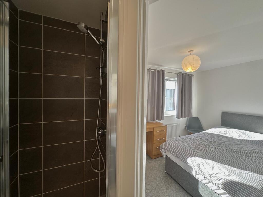 House in Taunton - View 5