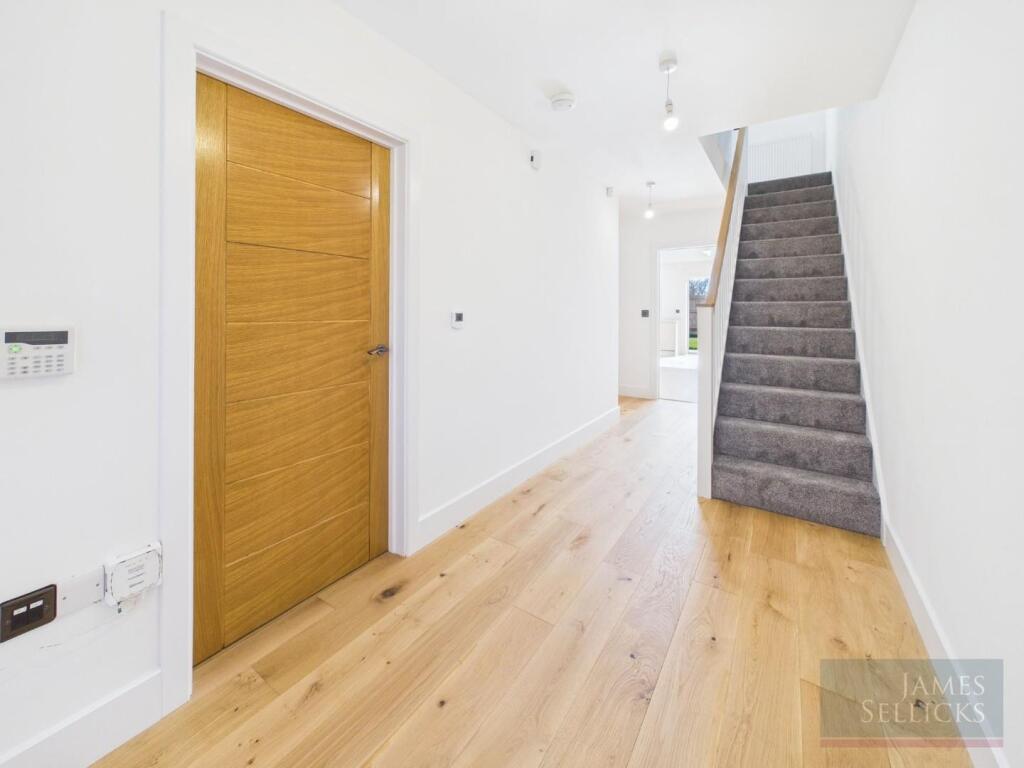 * OPEN VIEWINGS 11th APRIL 2026 * The Hawthornes, Congerstone photo 4