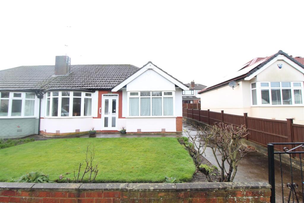 Main image of property: Vesper Gardens, Leeds