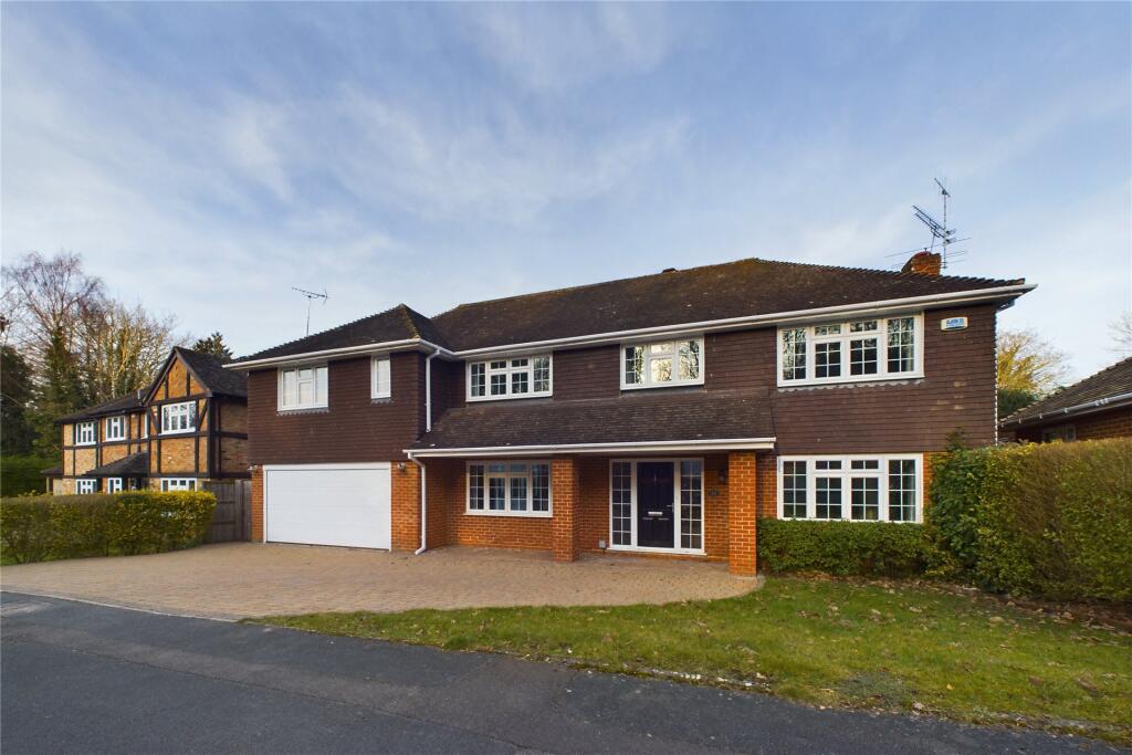 Main image of property: Mountbatten Rise, Sandhurst, Berkshire, GU47