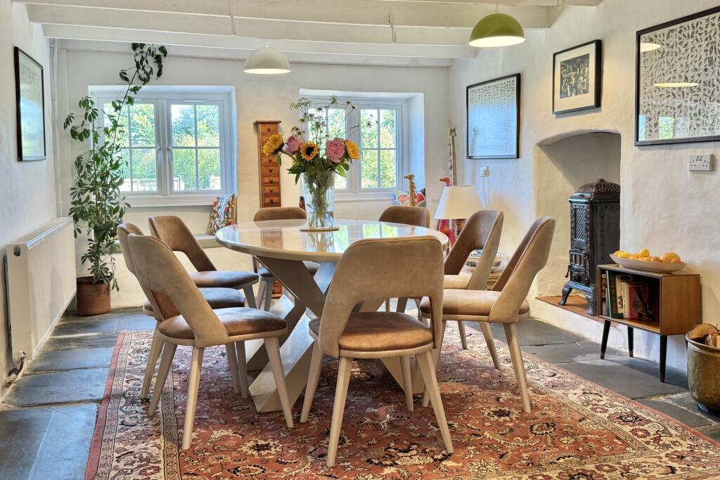 Tredannick Farmhouse, Sladesbridge, PL27 photo 4
