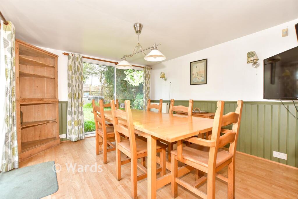 House in Dover - View 3